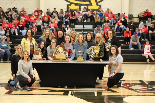 2004 Archer City Lady Cat Basketball state champions