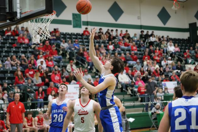Windthorst's Doyal goes up for a layup