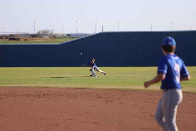 Brock Belcher dives for catch