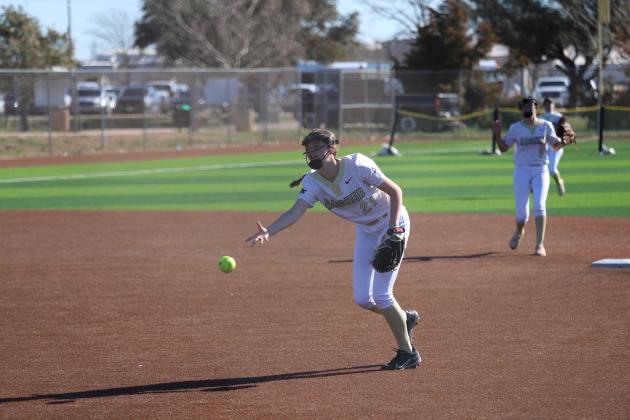 Jocelyn Tedrow flips it from 2nd