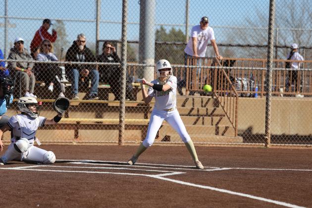 Brynlee Skelton at-bat