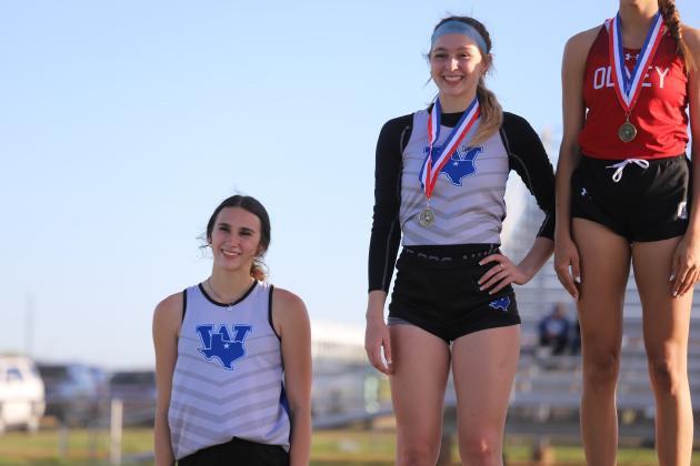 Kyah and Annikah Frank 100 Hurdles