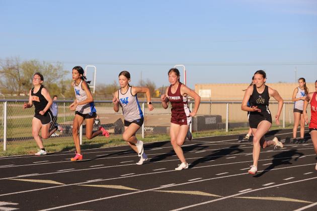 Brae Alvarez, Chloe Schroeder, and Serenity Jones 100