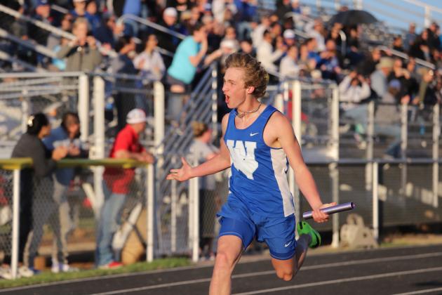 Kasen Wiles 4x200 relay