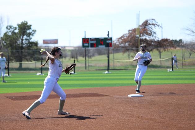 Brynlee Skelton makes the throw from short