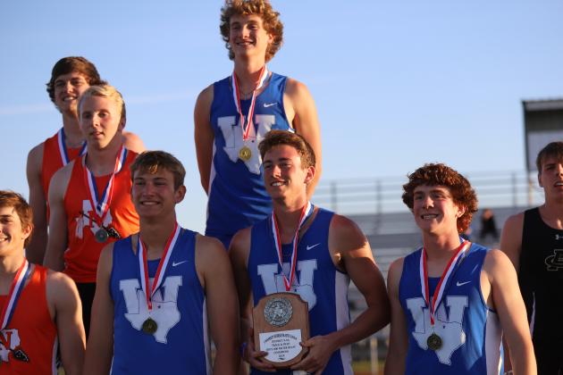 WHS Boys 4x200 Relay