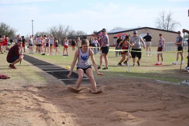 Jaylee Belcher lands in the pit