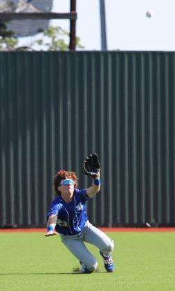 Brock Belcher dives for catch
