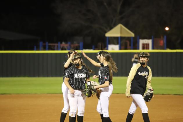 Infield hypes up their pitcher