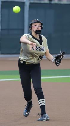 MaKaylee McCown throw
