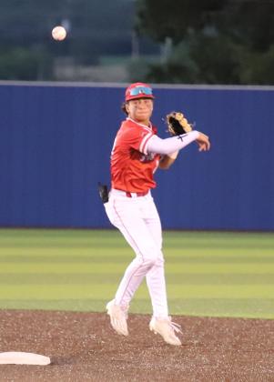 Isaac Villa throw