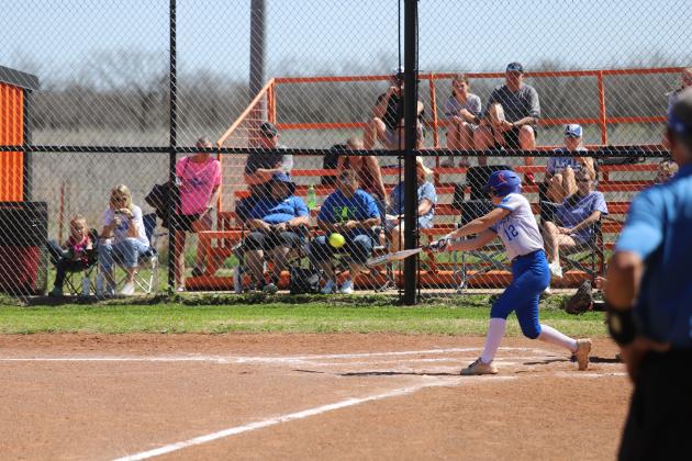 Hoff hits the ball