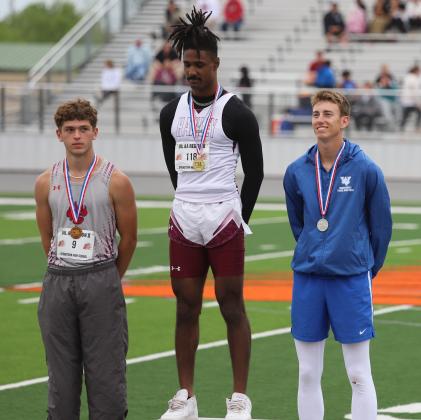 Kolby Teakell podium