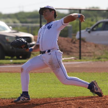 Hayden Cavazos pitching
