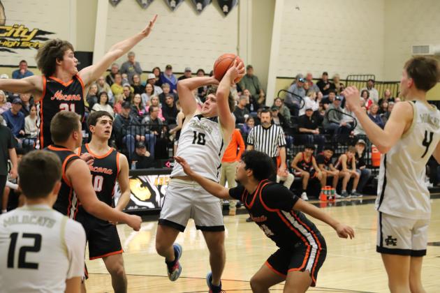 Archer City's Kline Mayo fadeaway