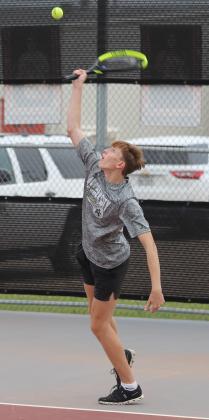 Gabe Rice serve