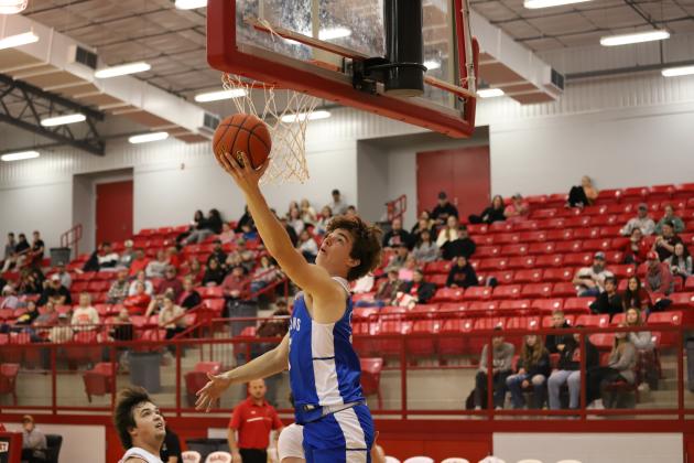 Windthorst's Brayden Berend reverse layup