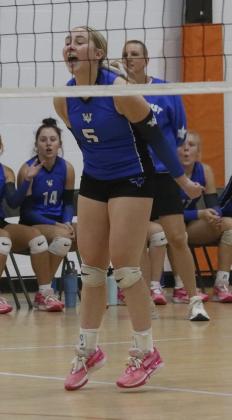 Lindley celebrates the point