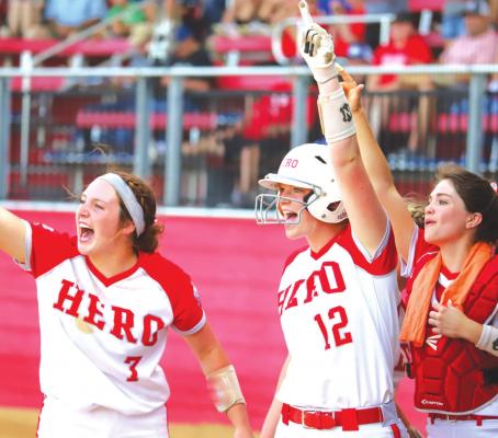 Holliday sends Lady Bulldogs to the pound