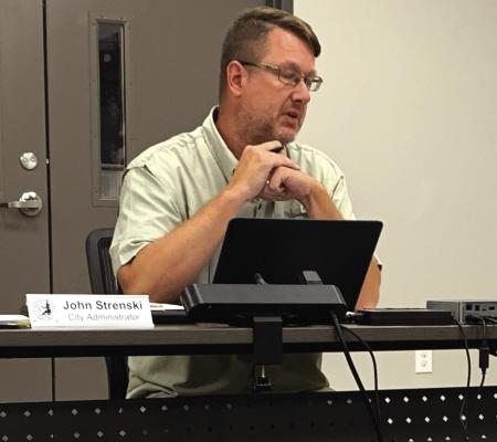 Lakeside City Administrator John Strenski speaks to the city council about the city's investment policy during its city council meeting on Tuesday, Aug. 23 Photo/Nathan Lawson