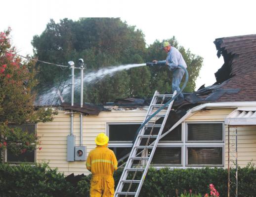 Archer City couple loses home to fire
