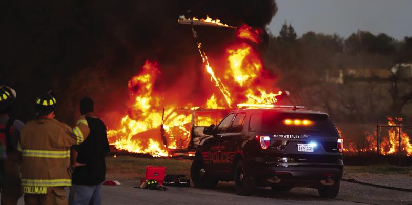Single vehicle wreck causes fire, power outage in Archer City