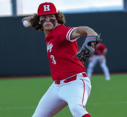 Holliday baseball roundup