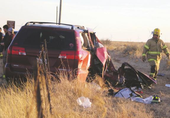 One dead in Hwy. 79 four-vehicle wreck