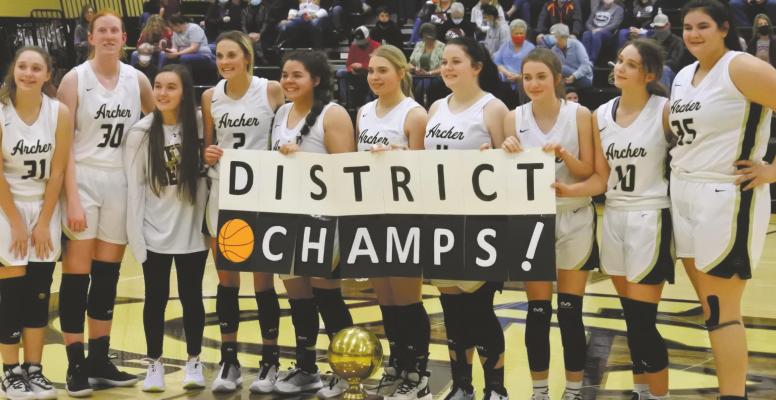 Archer City won the district championship outright following a 37-27 win over Seymour on Friday, Jan. 29. Photo/Will Edwards