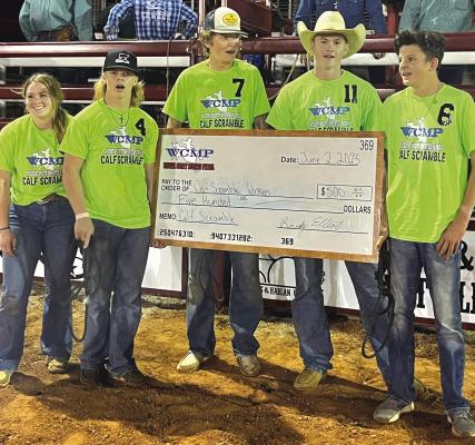 Archer County 4 -Hers catch calves at WFMPR