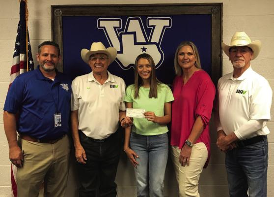 Bussey wins scholarship