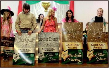 Youth honored at 4 -H Banquet