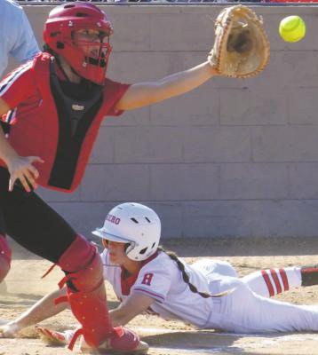 Lady Eagles hammer Ballinger