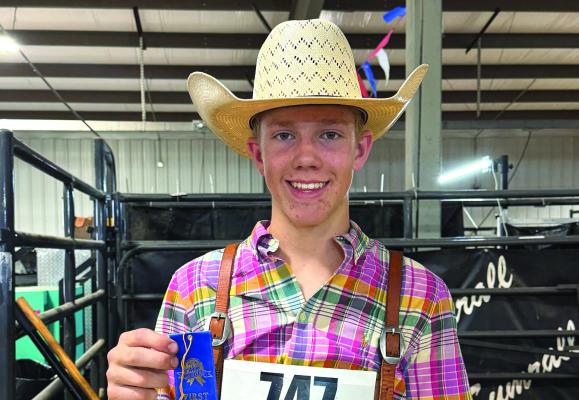 Whit Parkey places first in the AOC Class at the West Texas Steer Show. Courtesy photo