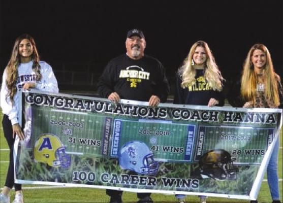 Hanna collects win No. 100 as Wildcats roll Electra