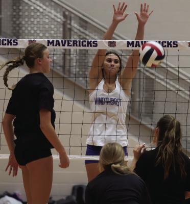 Trojanettes scrimmages Holliday