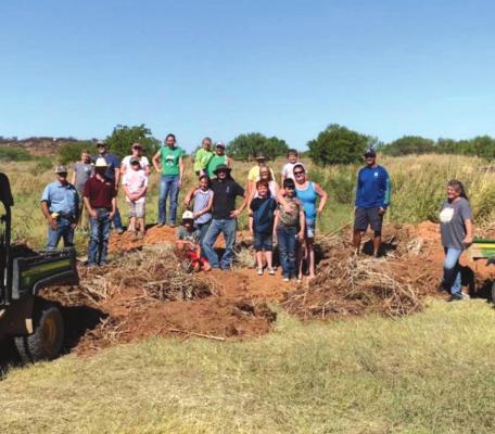 Archer County 4-H cleans up Dundee State Fish Hatchery