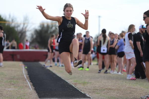 Talynn Lowe makes the jump