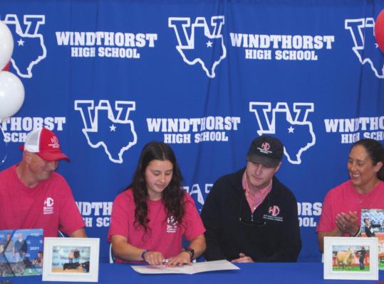 Frazier signs with Howard College