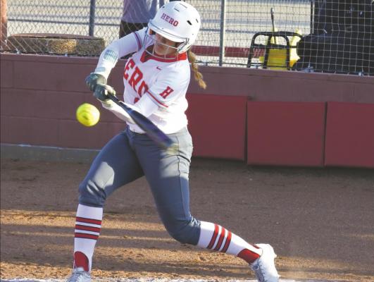 Holliday’s Sydney Linn connects with an offering in the first inning. On the season, Linn is hitting .667 with three taters, 21 RBI and 20 runs scored.Photo/Will Edwards