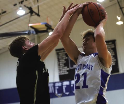 Wildcats topple Trojans