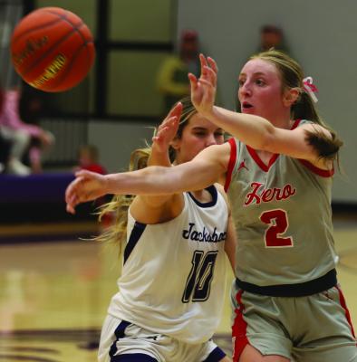 Holiday guard Sammi Kirkland fires a pass to a teammate in the Lady Eagles roadgame versus Jacksboro on Friday, Jan. 16. Photo/Landon Davis