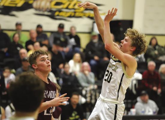 Panthers pounce on Wildcats