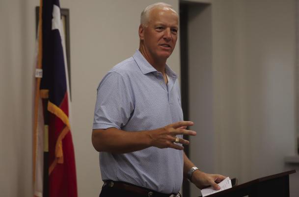 Texas House District 69 Rep . James Frank speaks to a crowd of people opposing the proposed data center project on Three Way Road at a meeting on Monday, Sept. 28, in Lakeside City. Photo/Nahan Lawson