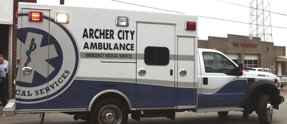 The Archer City city council voted to sign a $425,000 contract with American Medical Rescue for emergency medical services on Sept. 26. The Archer City Ambulance Service license will expire at the end of October and AMR will take over on Nov. 1. File photo