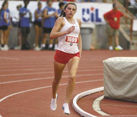800 and 1600 runner Kenli Atwood fought through illness at the state meet for a bronze and silver in both races. Photo/Micah McCartney, Wise County Messenger