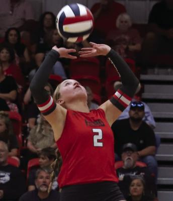 Holliday's Braylie Womack surpassed 1,500 career assists against the Henrietta Lady Cats Tuesday, Sept. 17. Photo/Landon Davis