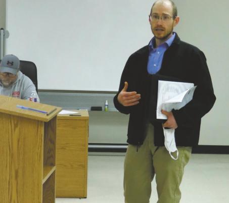 Jake McAdams with Public Management, Inc, explains the Texas Community Development Block Grant process to the Holliday City Council during its council meeting Monday, Jan 11. Photo/Jerry Phillips