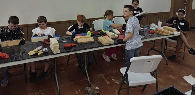 4 -H starts woodworking