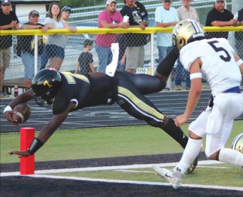 Miscues cost Wildcats in loss to Henrietta